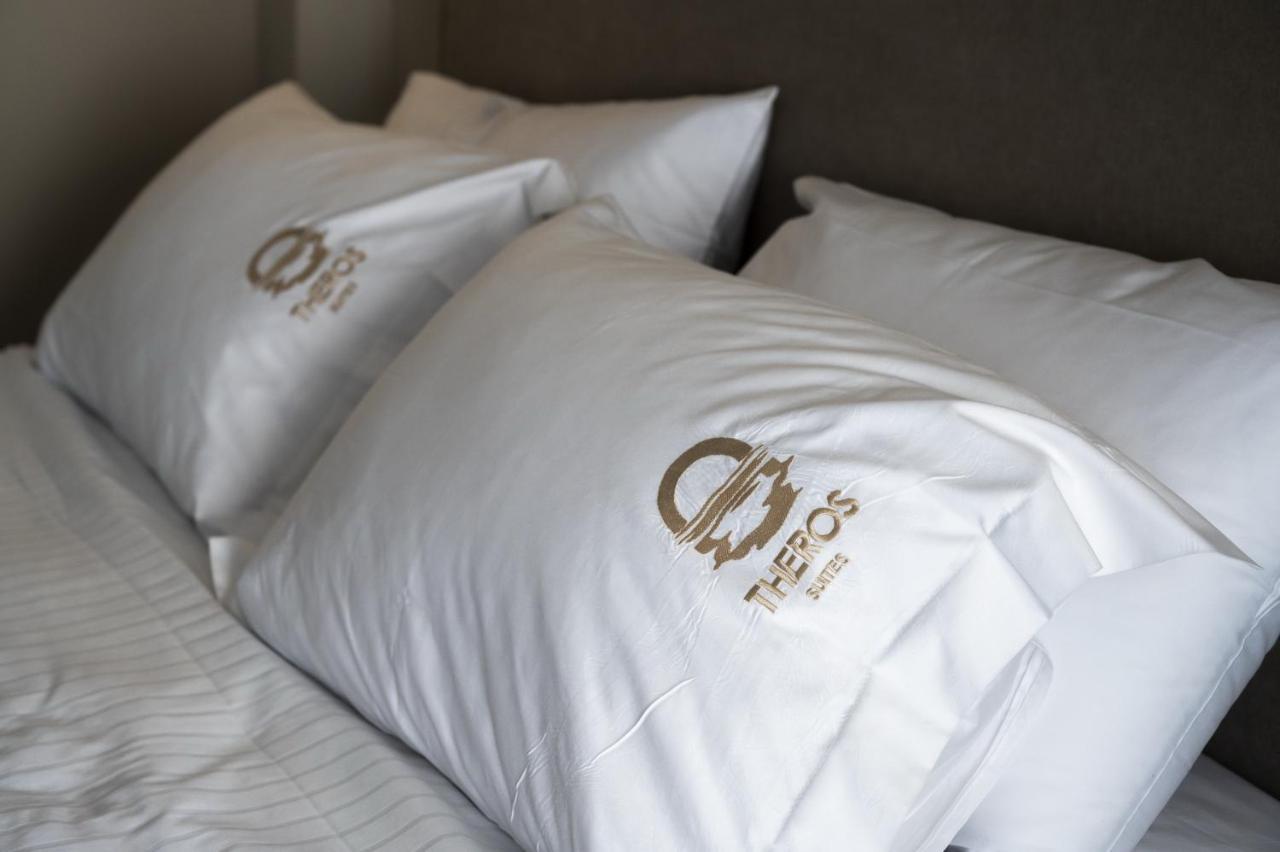 Theros Suites Dhiminio Luaran gambar
