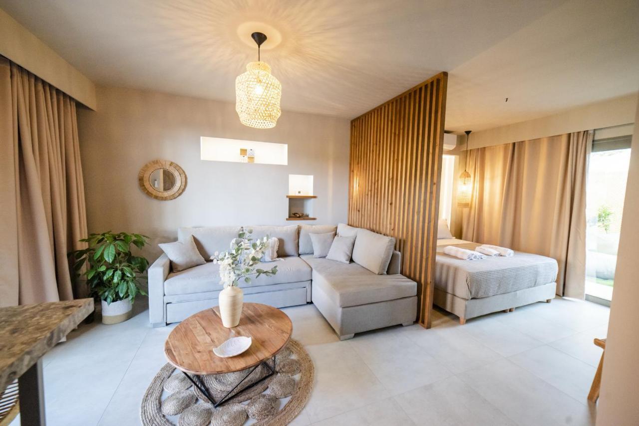 Theros Suites Dhiminio Luaran gambar