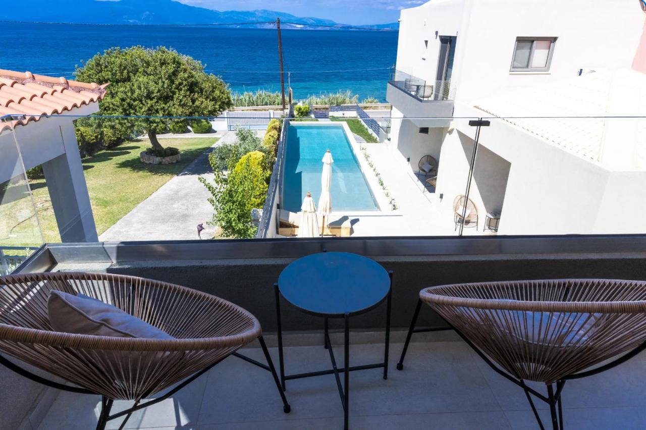 Theros Suites Dhiminio Luaran gambar