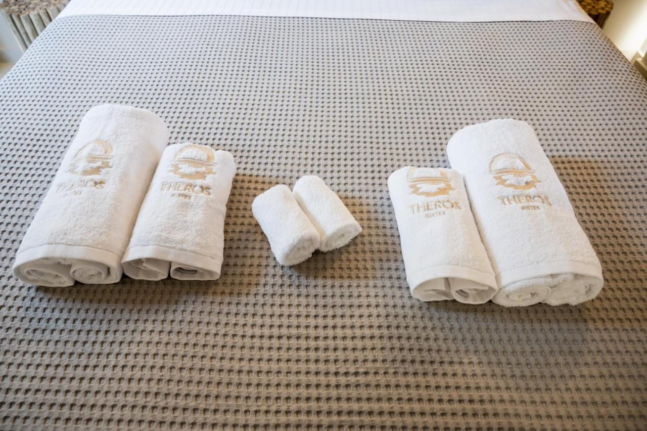 Theros Suites Dhiminio Luaran gambar