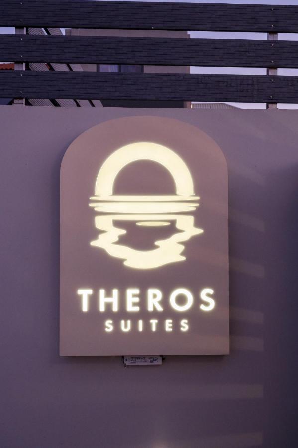 Theros Suites Dhiminio Luaran gambar