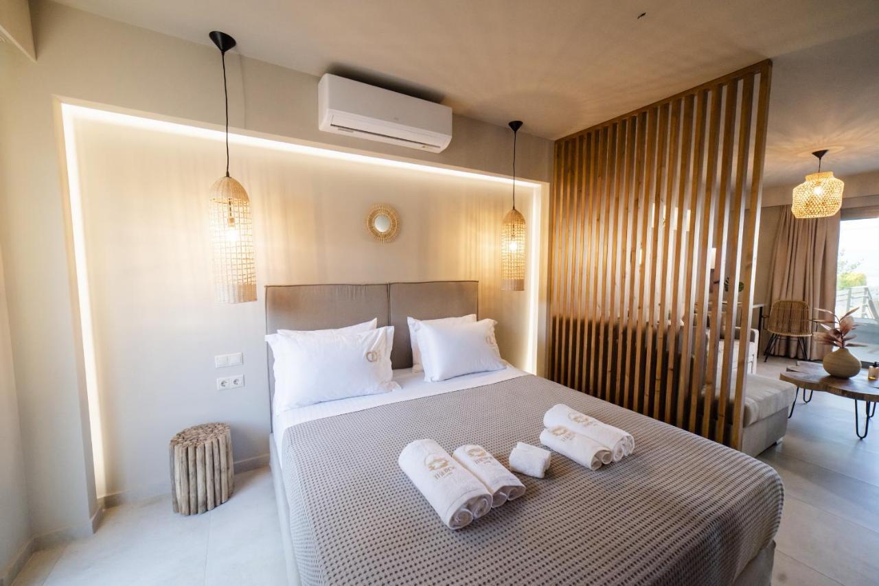 Theros Suites Dhiminio Luaran gambar
