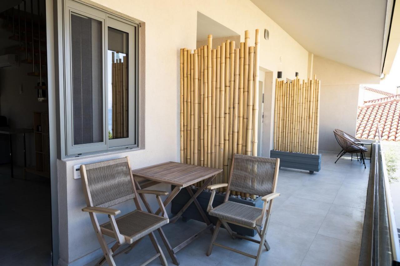 Theros Suites Dhiminio Luaran gambar