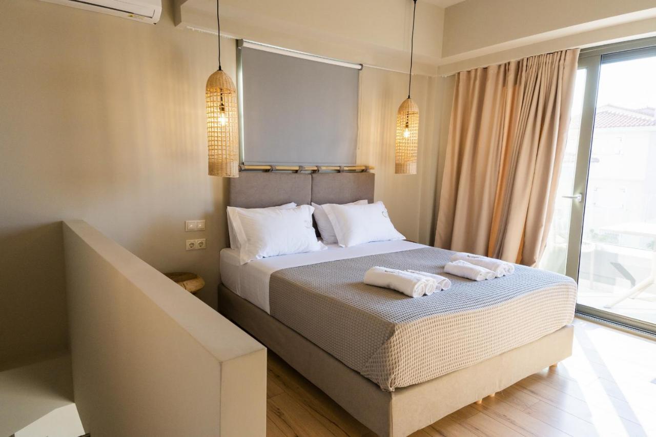 Theros Suites Dhiminio Luaran gambar